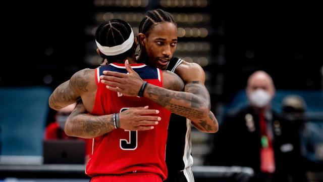 500彩票网-喜忧参半!德罗赞发威助马刺三连胜 怀特中途伤退